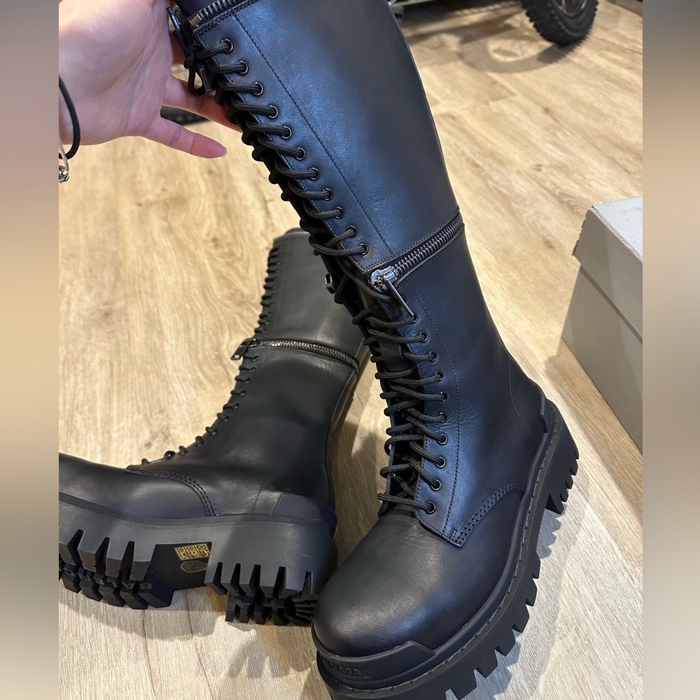 Authentic! Balenciaga Master Thigh-High Boots 20mm - Picture 4 of 8